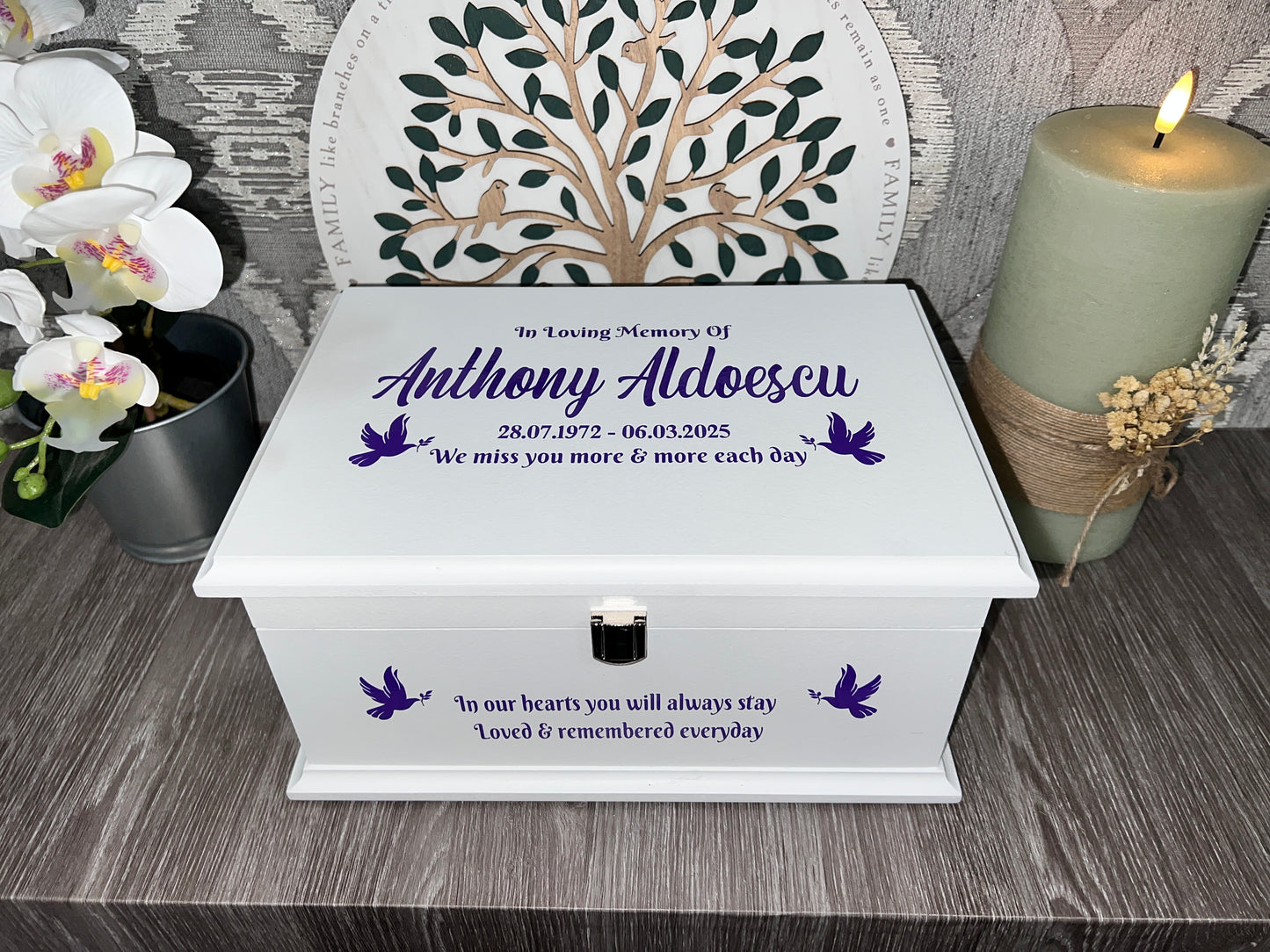 Kisses From Heaven Casket With Front Lock